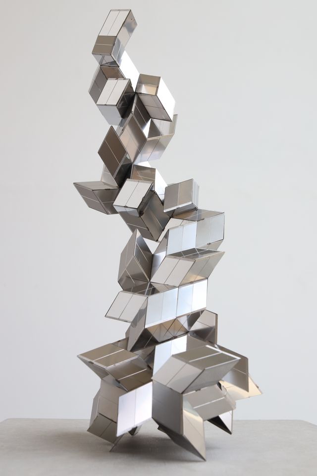 Image of artwork titled "cutter" by Isaji  Yugo