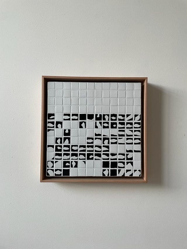 Image of artwork titled "40,72729 Grados N. 74,01936 Grados O. / Sample for a Mural in Progresslessnesslessness" by Pablo  Gómez Uribe